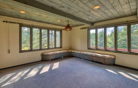33 Evans Lane Lake Placid NY 12946