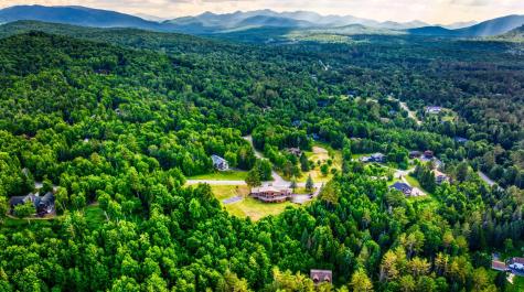 33 Evans Lane Lake Placid NY 12946
