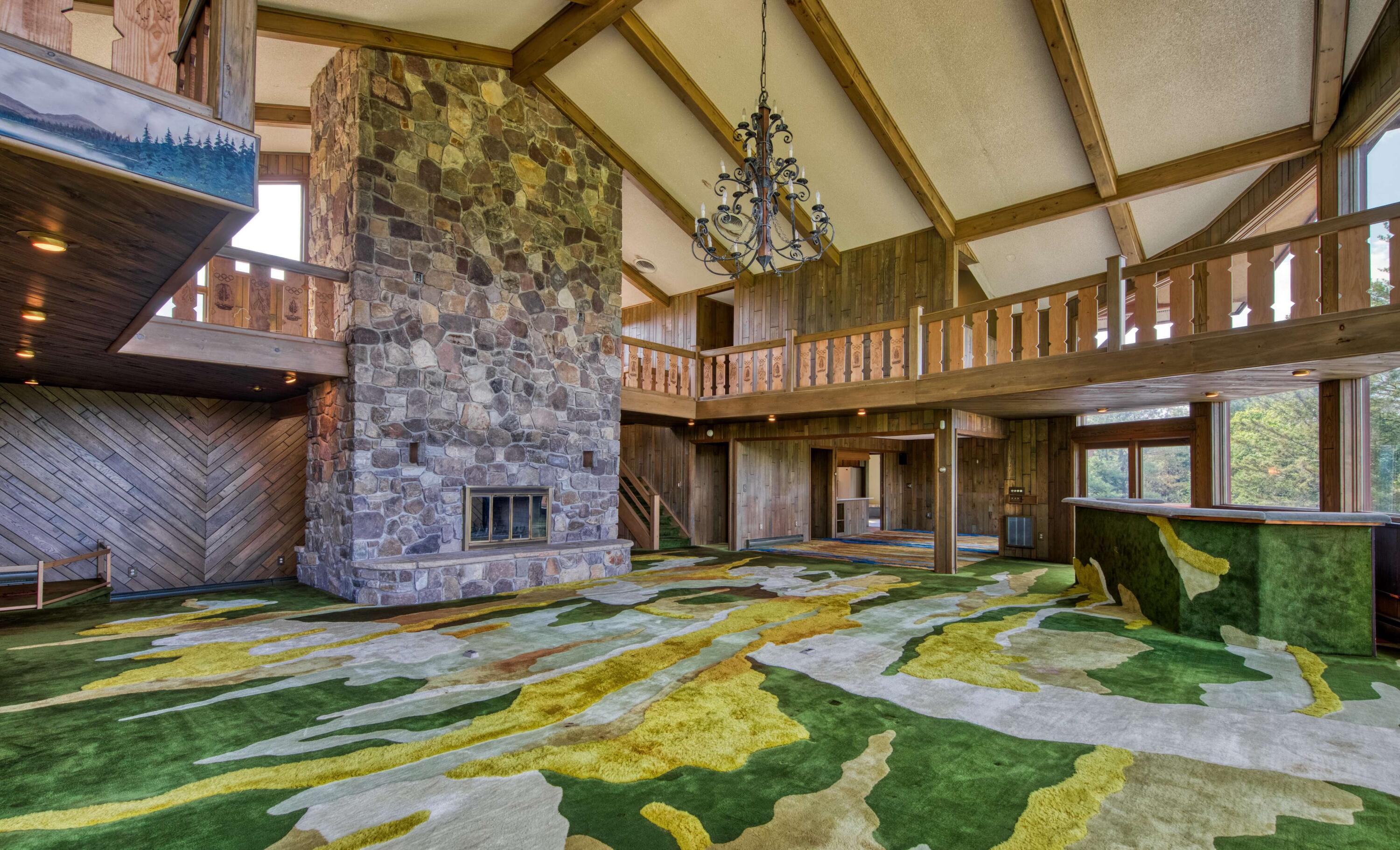 33 Evans Lane Lake Placid NY 12946
