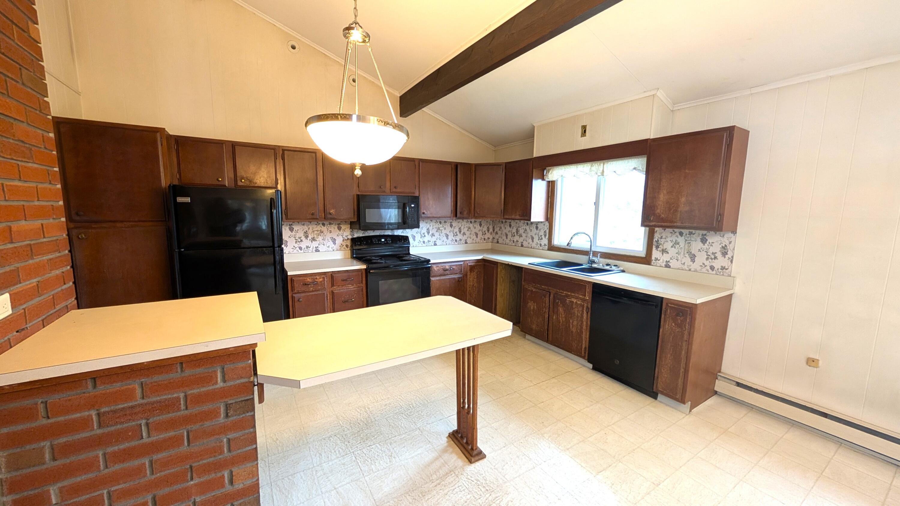 2 Stewart Street Rouses Point NY 12979