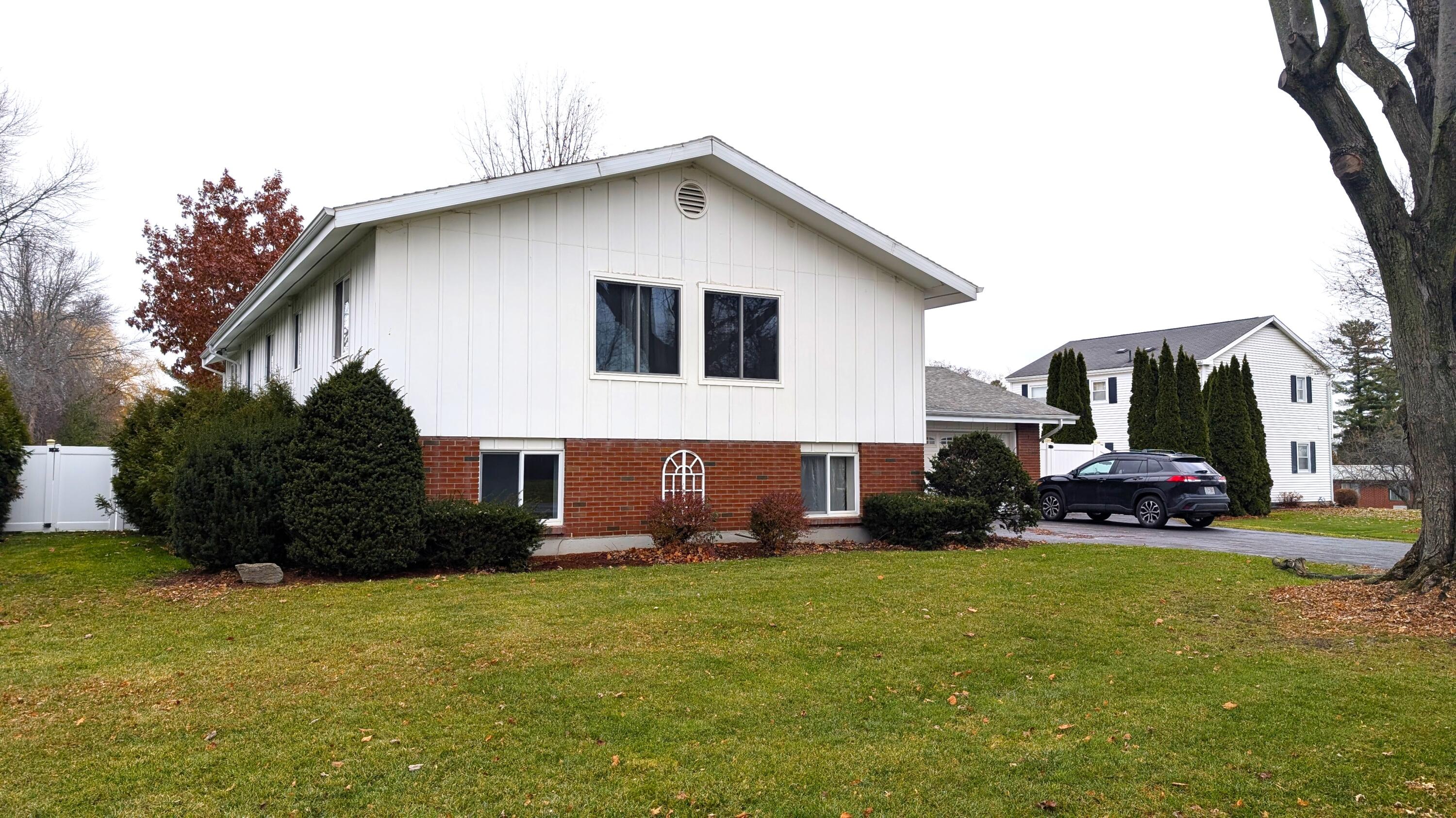 2 Stewart Street Rouses Point NY 12979