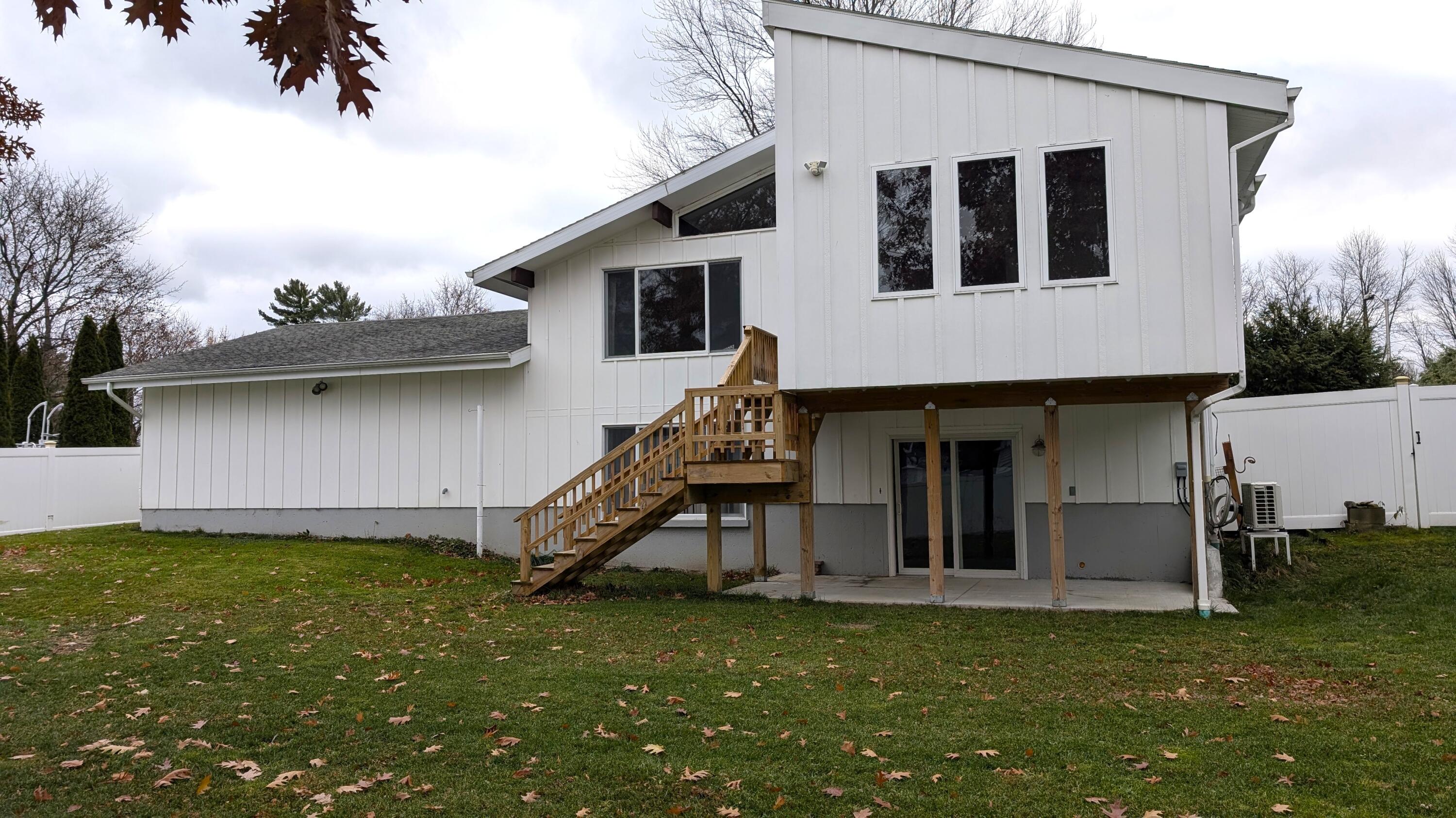 2 Stewart Street Rouses Point NY 12979