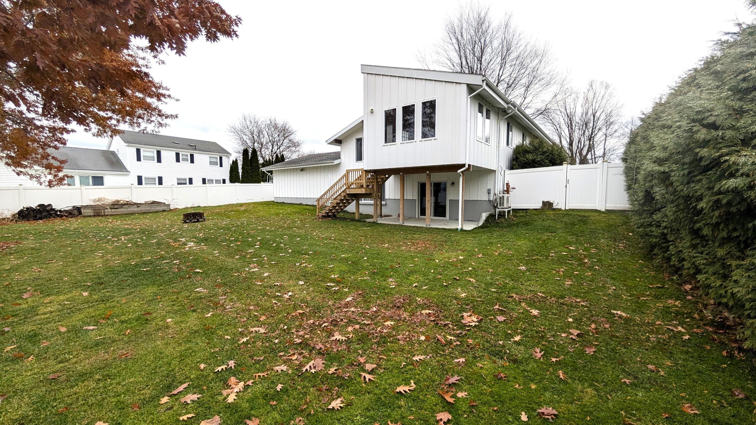 2 Stewart Street Rouses Point NY 12979