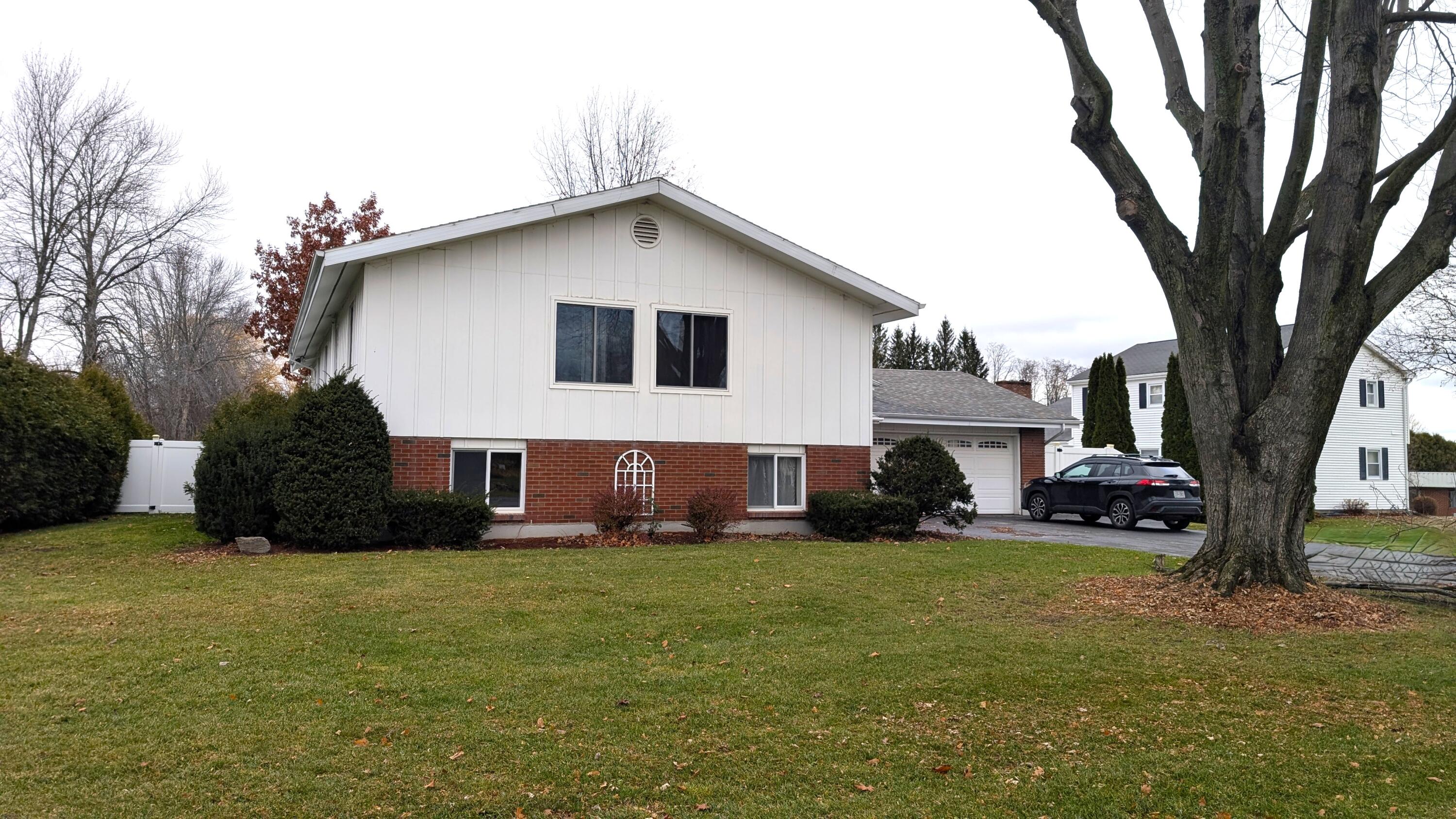 2 Stewart Street Rouses Point NY 12979