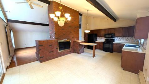 2 Stewart Street Rouses Point NY 12979