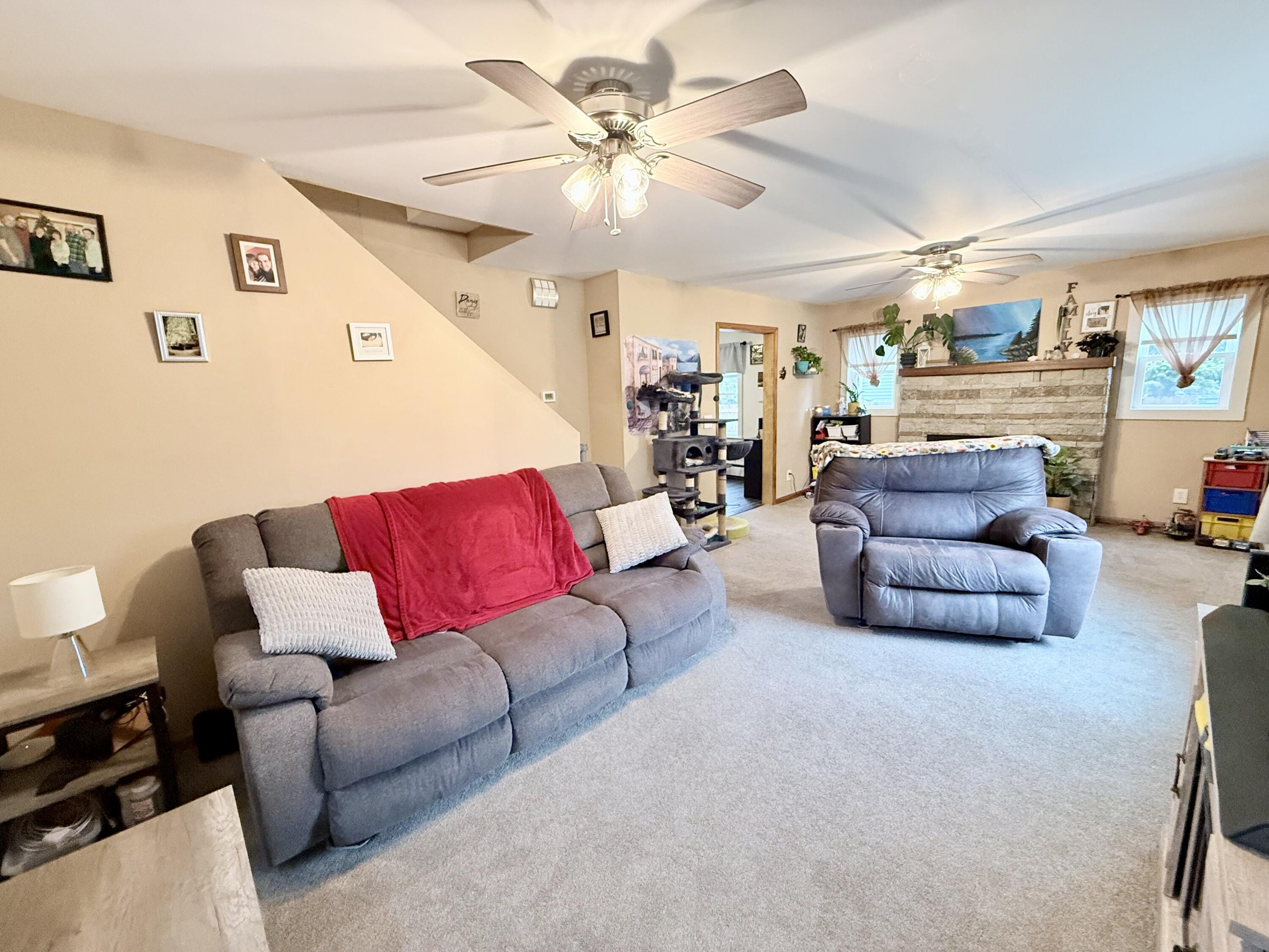 2017 New York 22b Morrisonville NY 12962