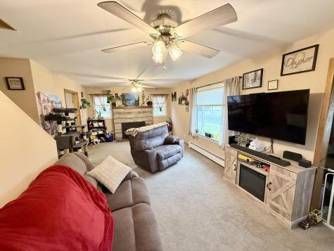 2017 New York 22b Morrisonville NY 12962