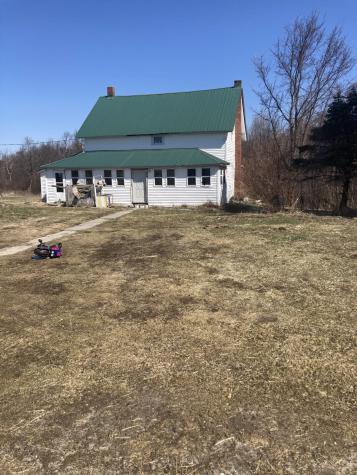 81 Hogan Road Chateaugay NY 12920