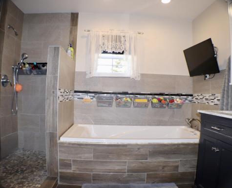808 Clintonville Road Peru NY 12972