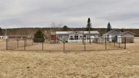 808 Clintonville Road Peru NY 12972