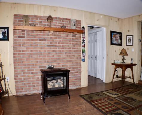 808 Clintonville Road Peru NY 12972