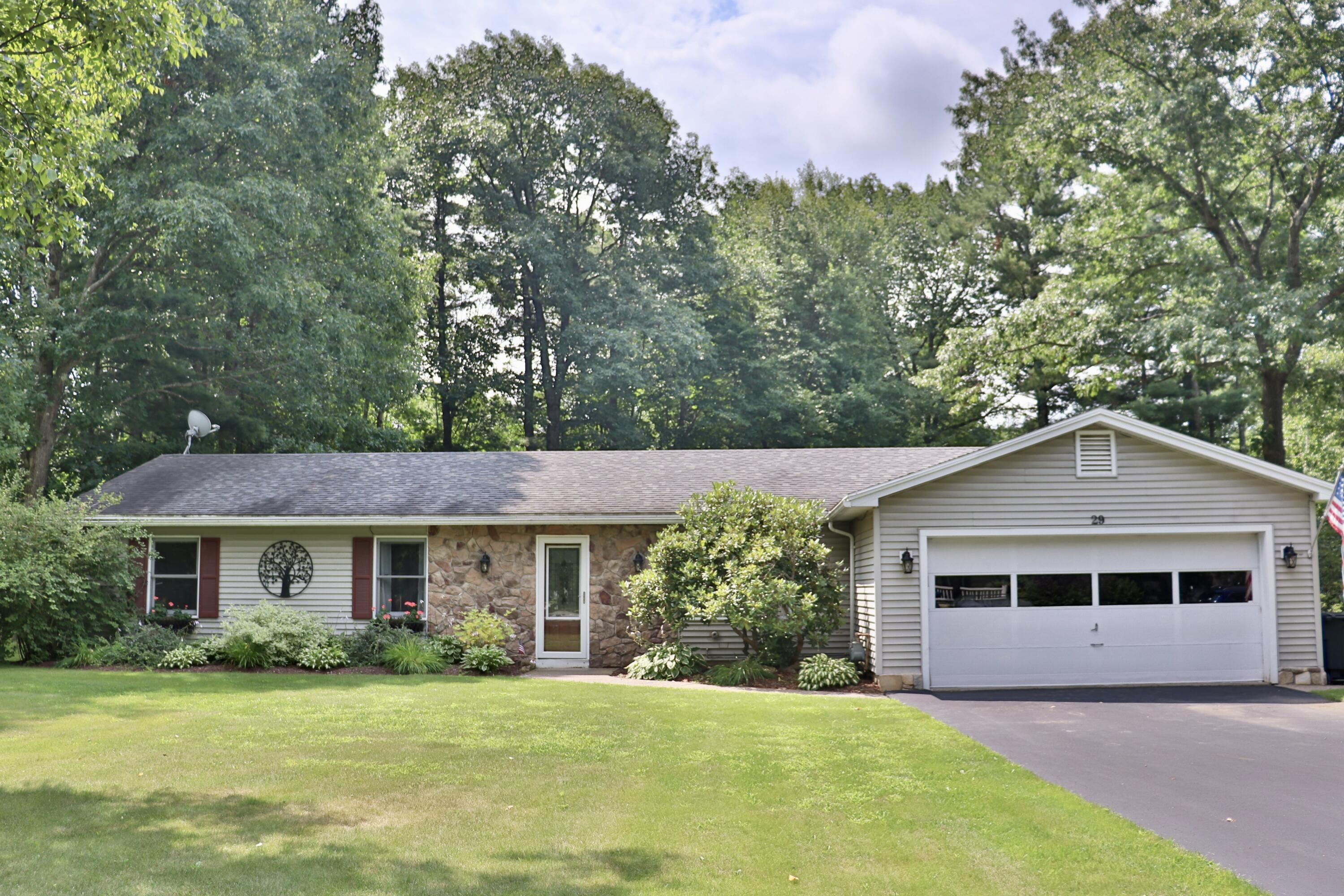 29 Kimberly Lane Morrisonville NY 12962