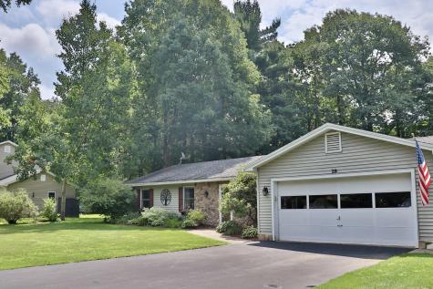 29 Kimberly Lane Morrisonville NY 12962