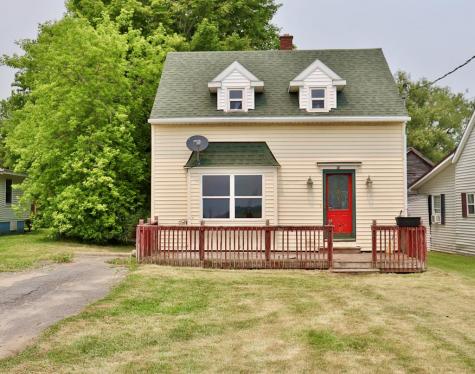 38 South Street Champlain NY 12919