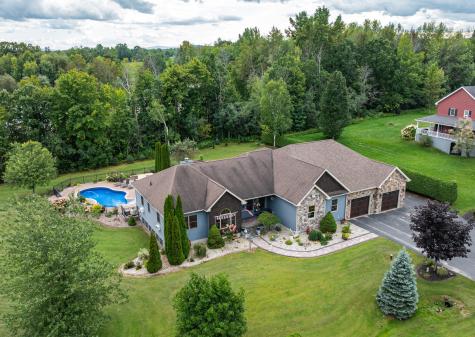 10 Willow Way Morrisonville NY 12962