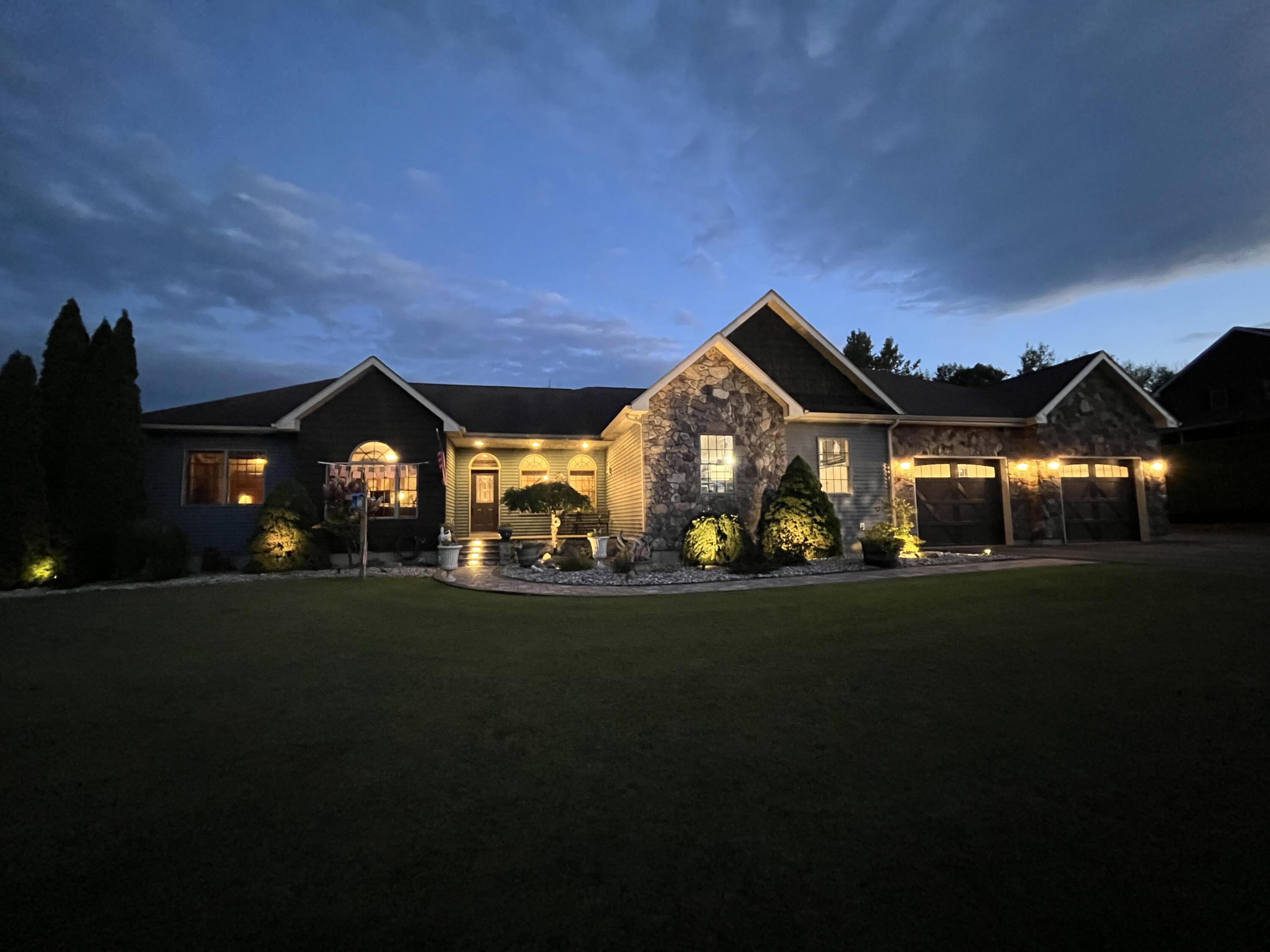 10 Willow Way Morrisonville NY 12962
