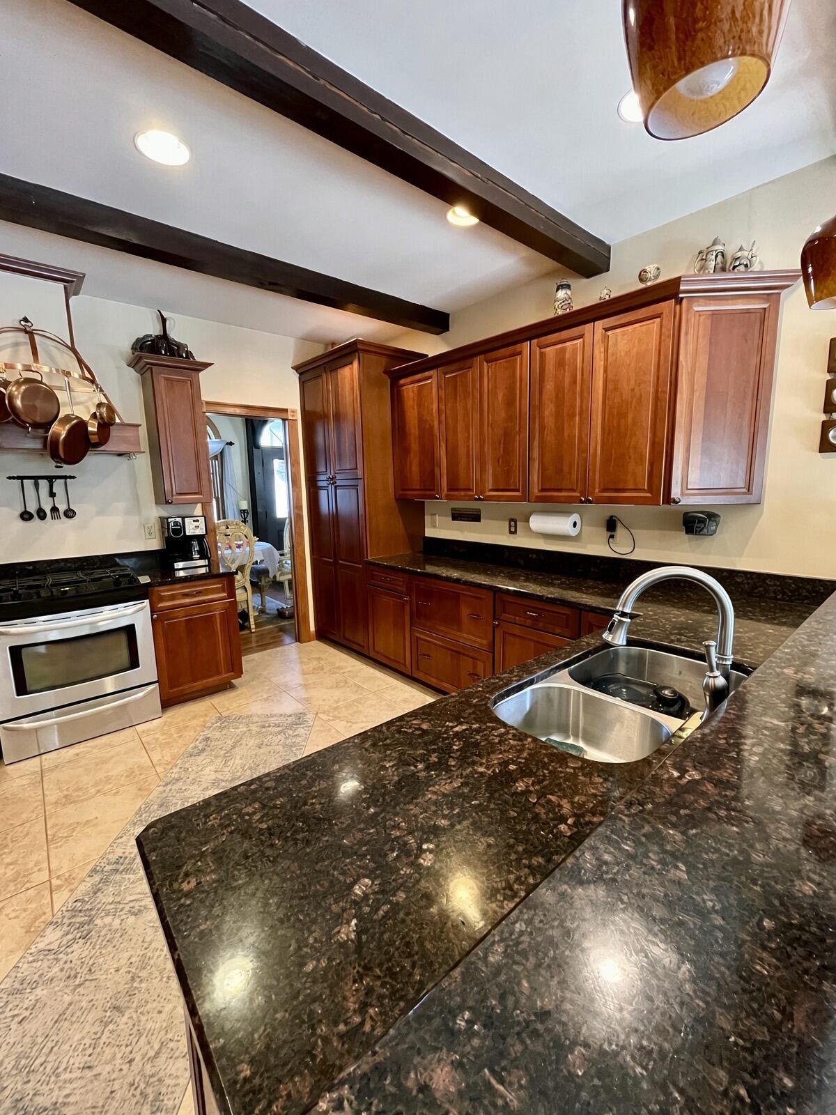 10 Willow Way Morrisonville NY 12962