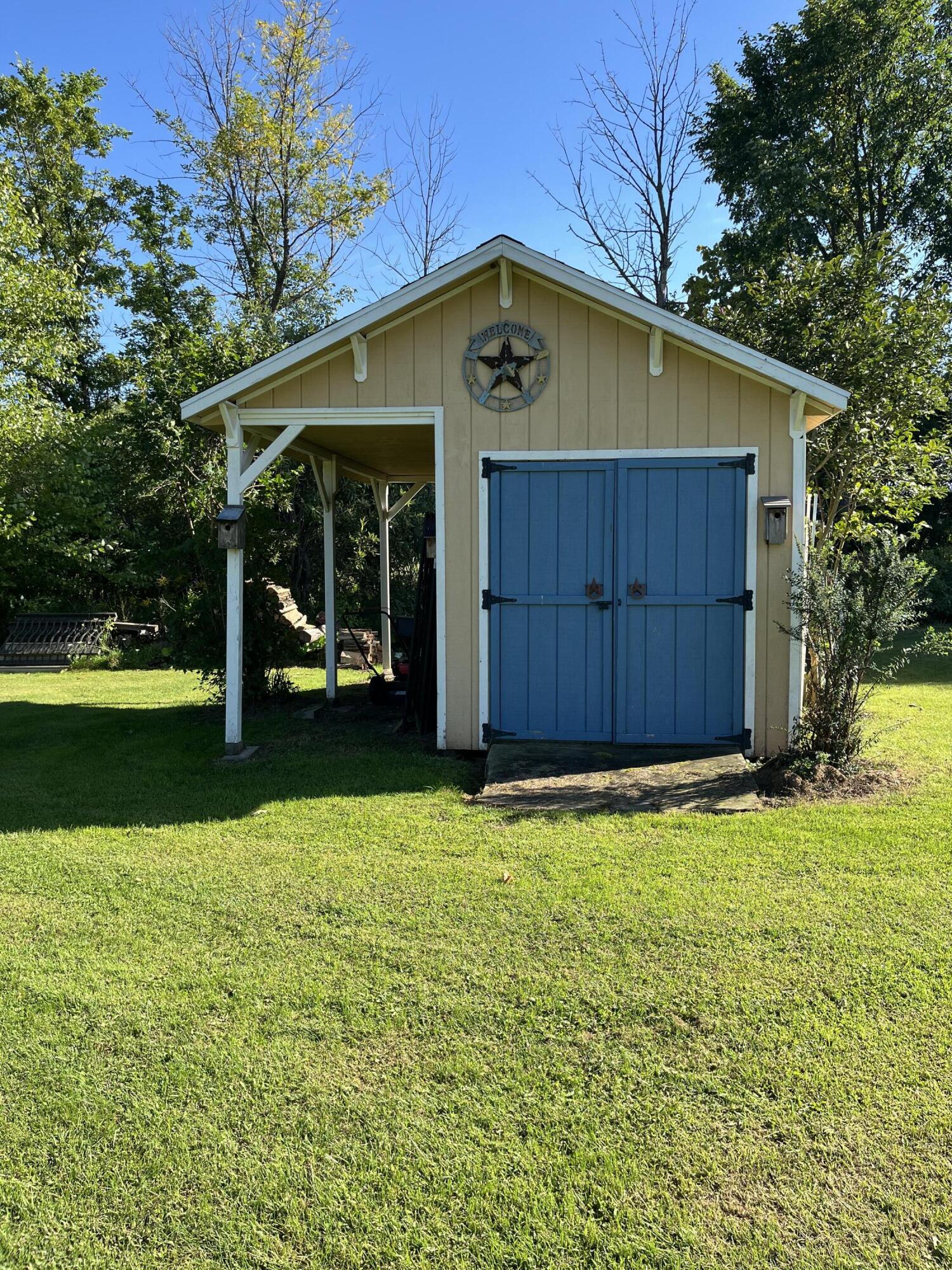 10 Willow Way Morrisonville NY 12962