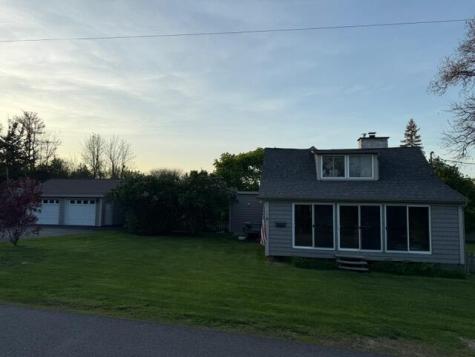 16 Stratton Place Plattsburgh NY 12901