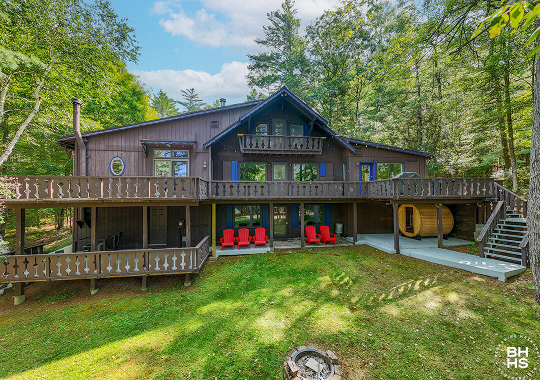 92 Signor Lane Jay NY 12941