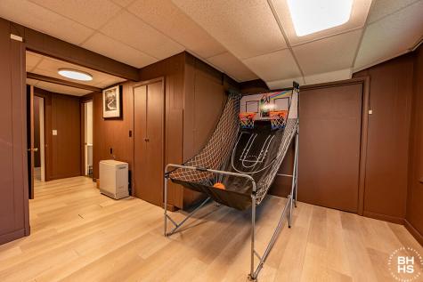 92 Signor Lane Jay NY 12941