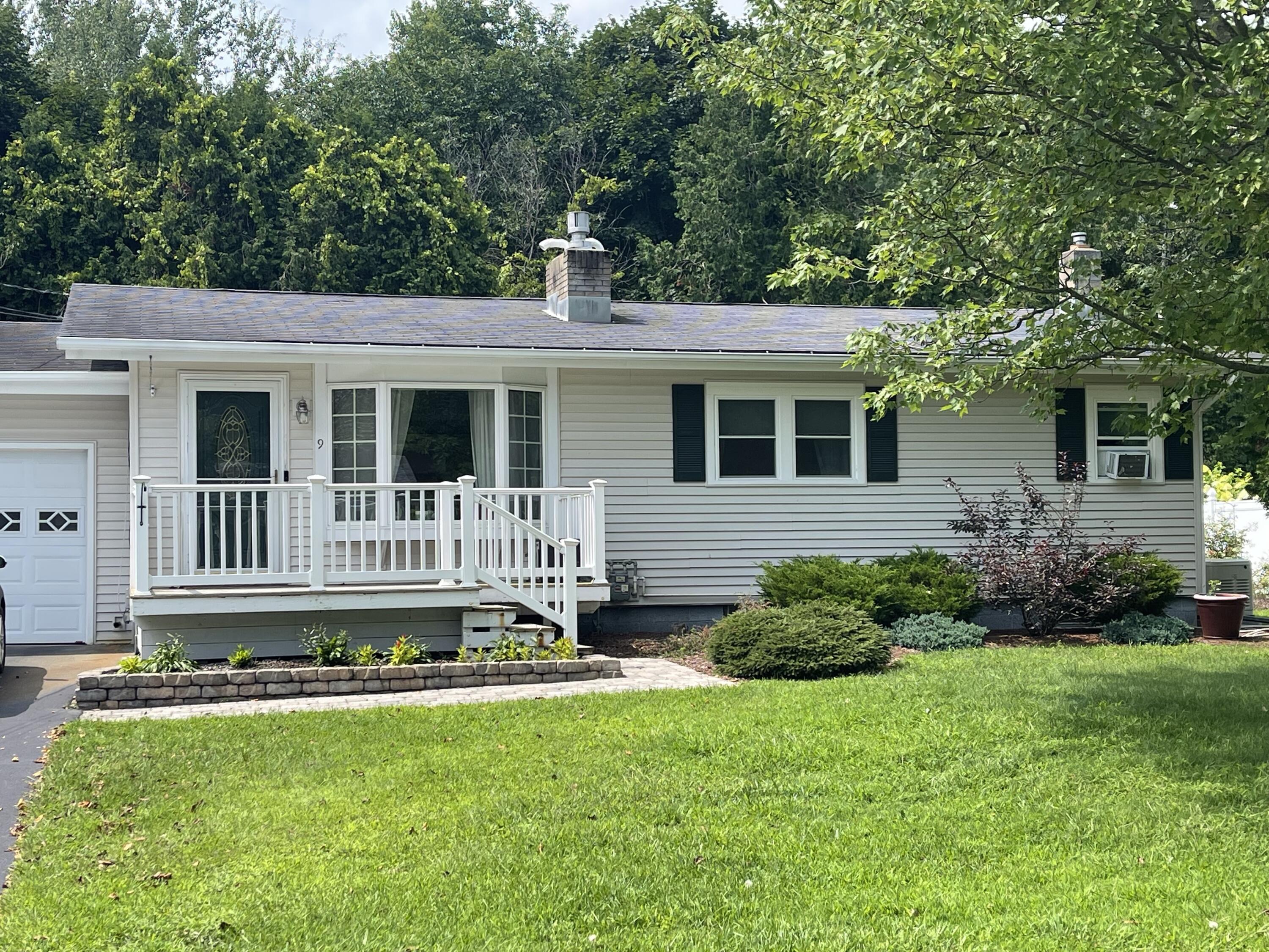9 Brookside Avenue Morrisonville NY 12962