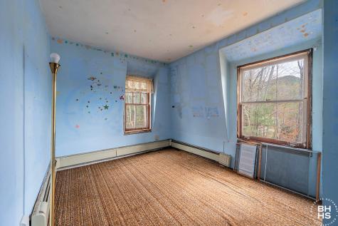 113 Forest Hill Avenue Saranac Lake NY 12983