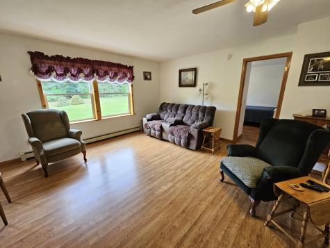 10 Steele Woods Road Elizabethtown NY 12932