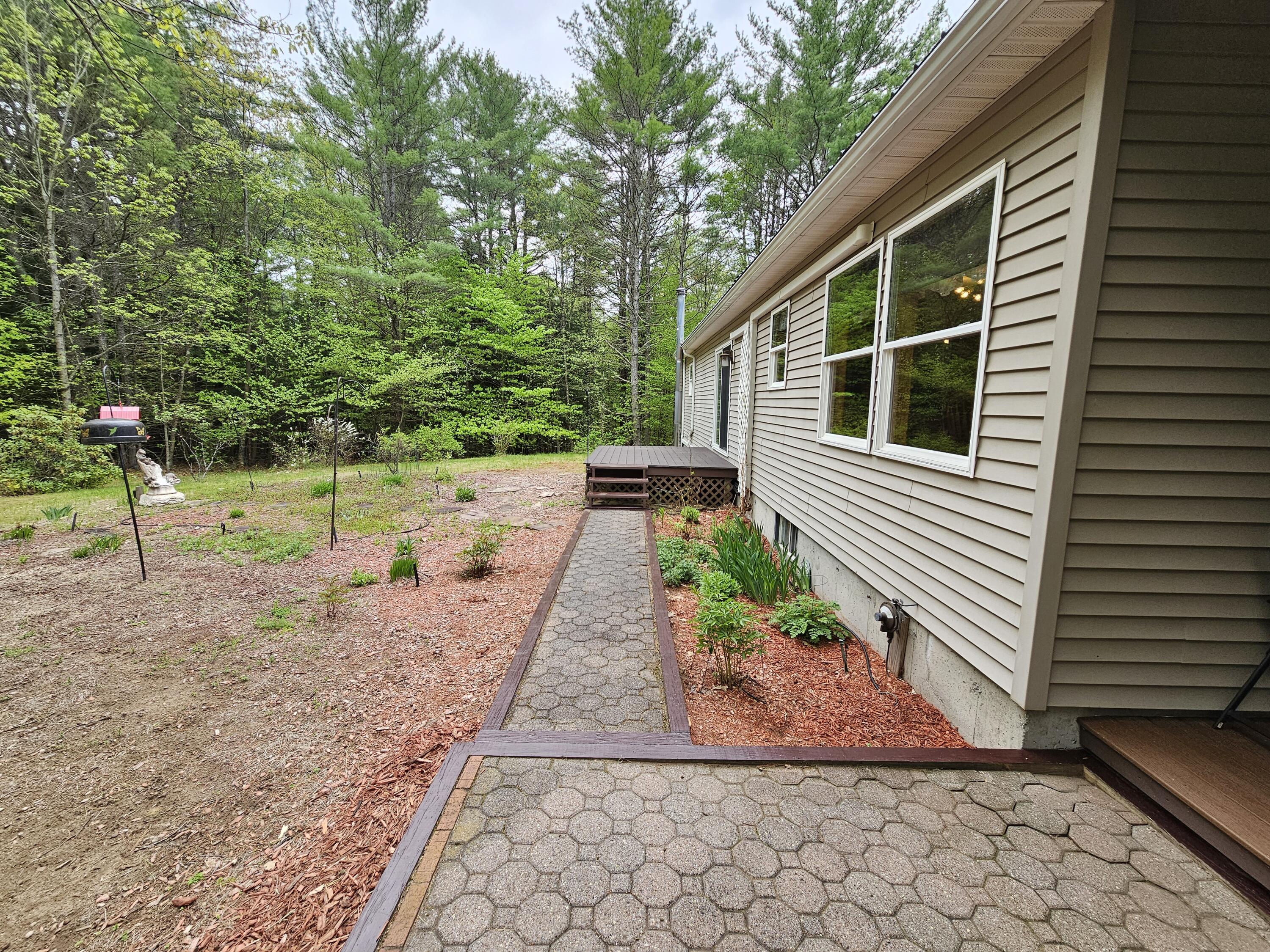 10 Steele Woods Road Elizabethtown NY 12932