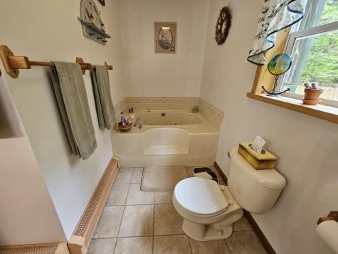 10 Steele Woods Road Elizabethtown NY 12932