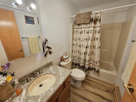 10 Steele Woods Road Elizabethtown NY 12932