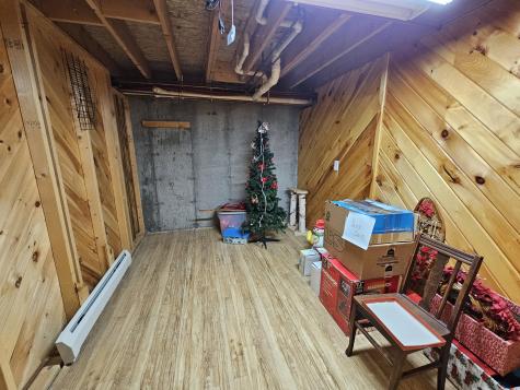 10 Steele Woods Road Elizabethtown NY 12932