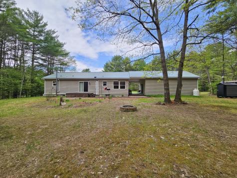 10 Steele Woods Road Elizabethtown NY 12932