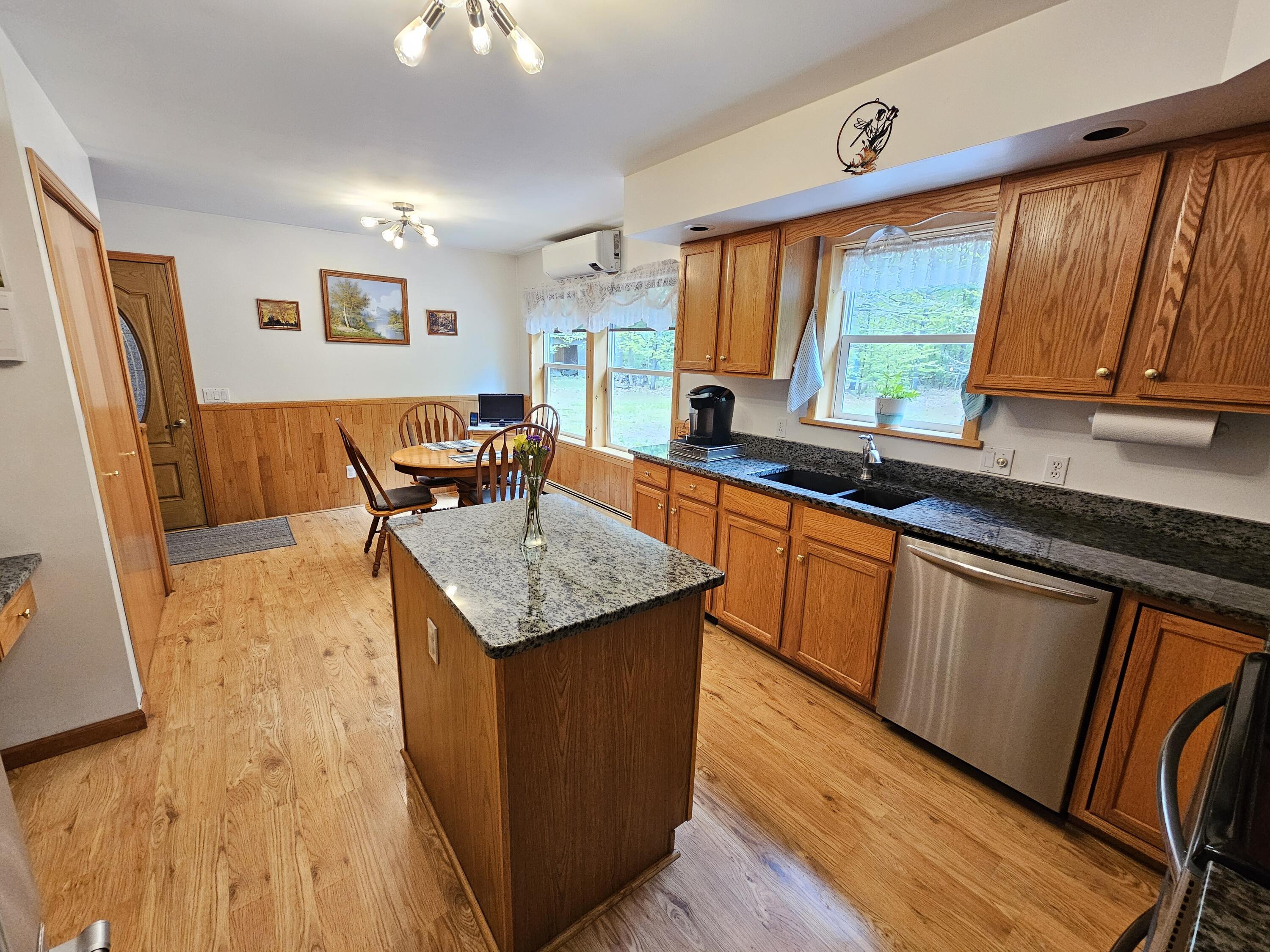 10 Steele Woods Road Elizabethtown NY 12932