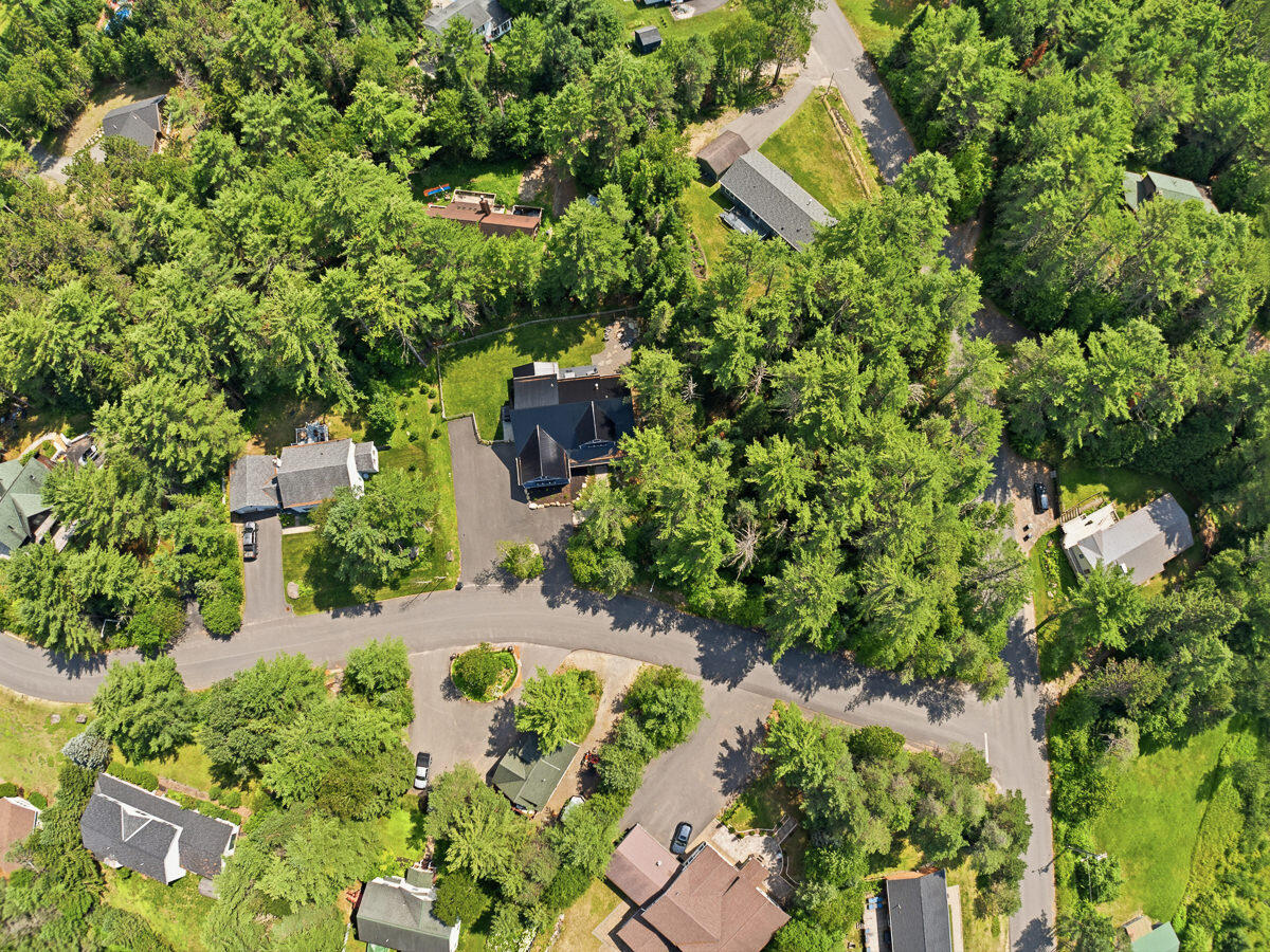 81 Blueberry Ridge Road Lake Placid NY 12946