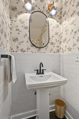 5 Lennox Way Plattsburgh NY 12901