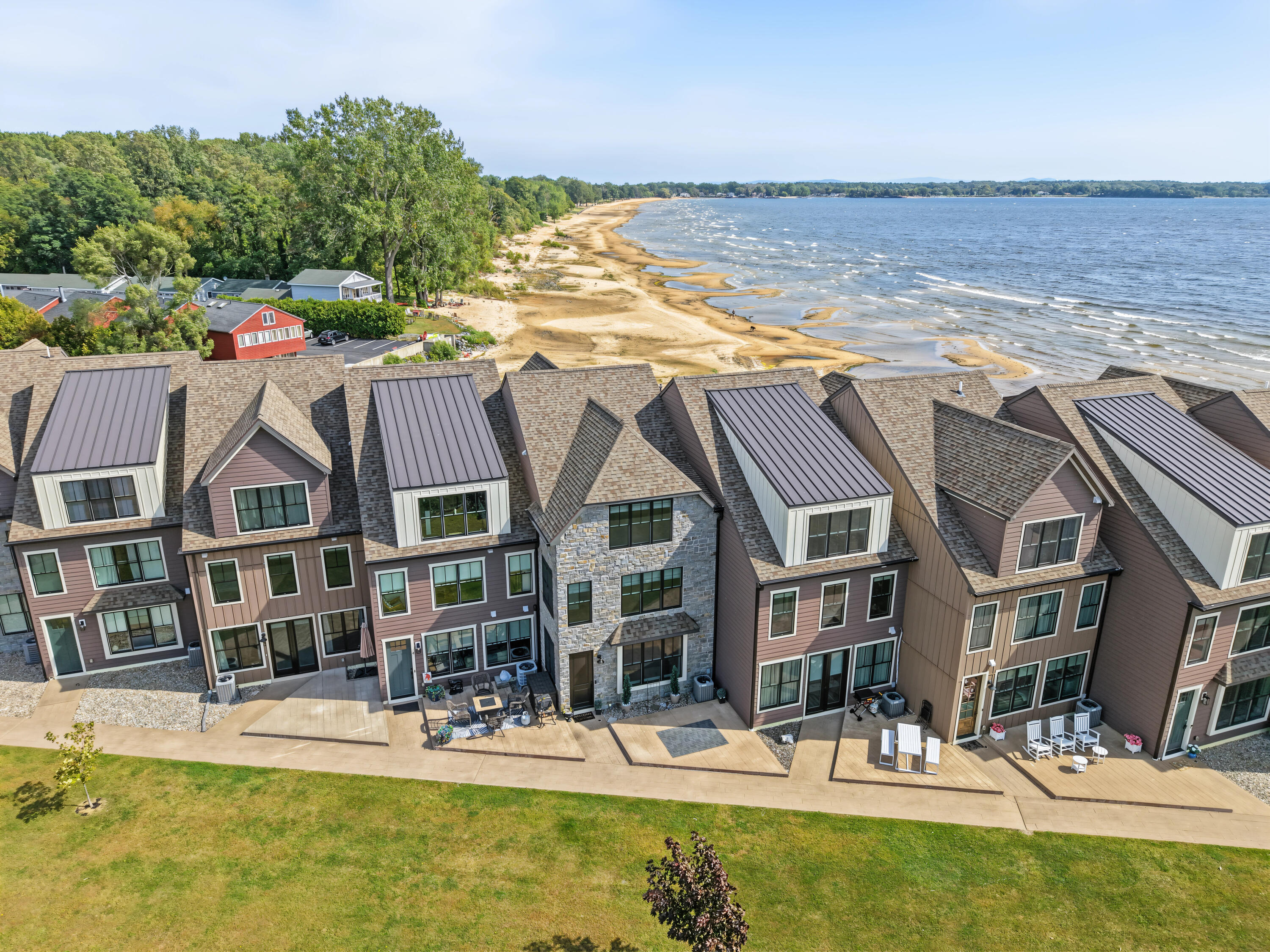 5 Lennox Way Plattsburgh NY 12901