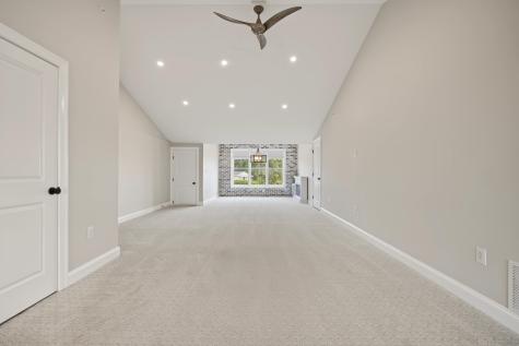5 Lennox Way Plattsburgh NY 12901