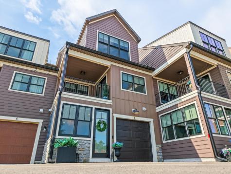 5 Lennox Way Plattsburgh NY 12901