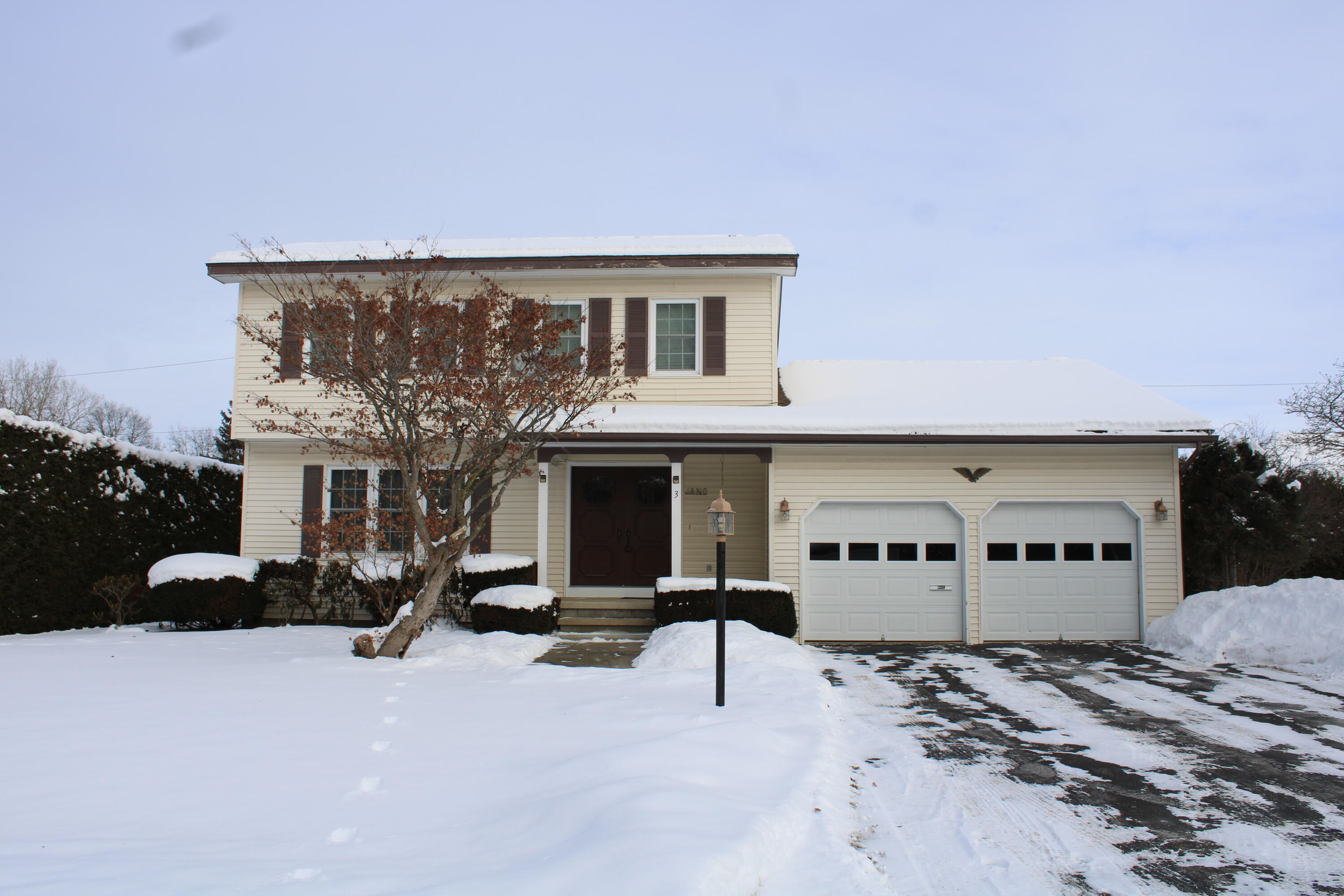 3 Pinewood Drive Plattsburgh NY 12901