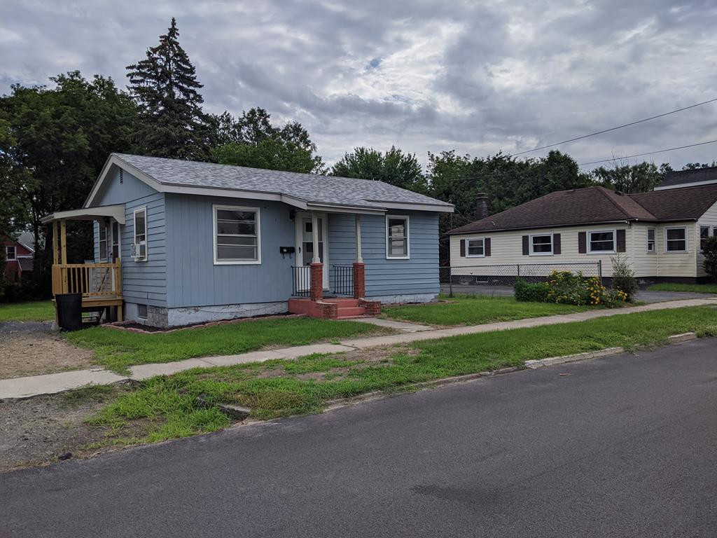 27 Smith Street Plattsburgh NY 12901