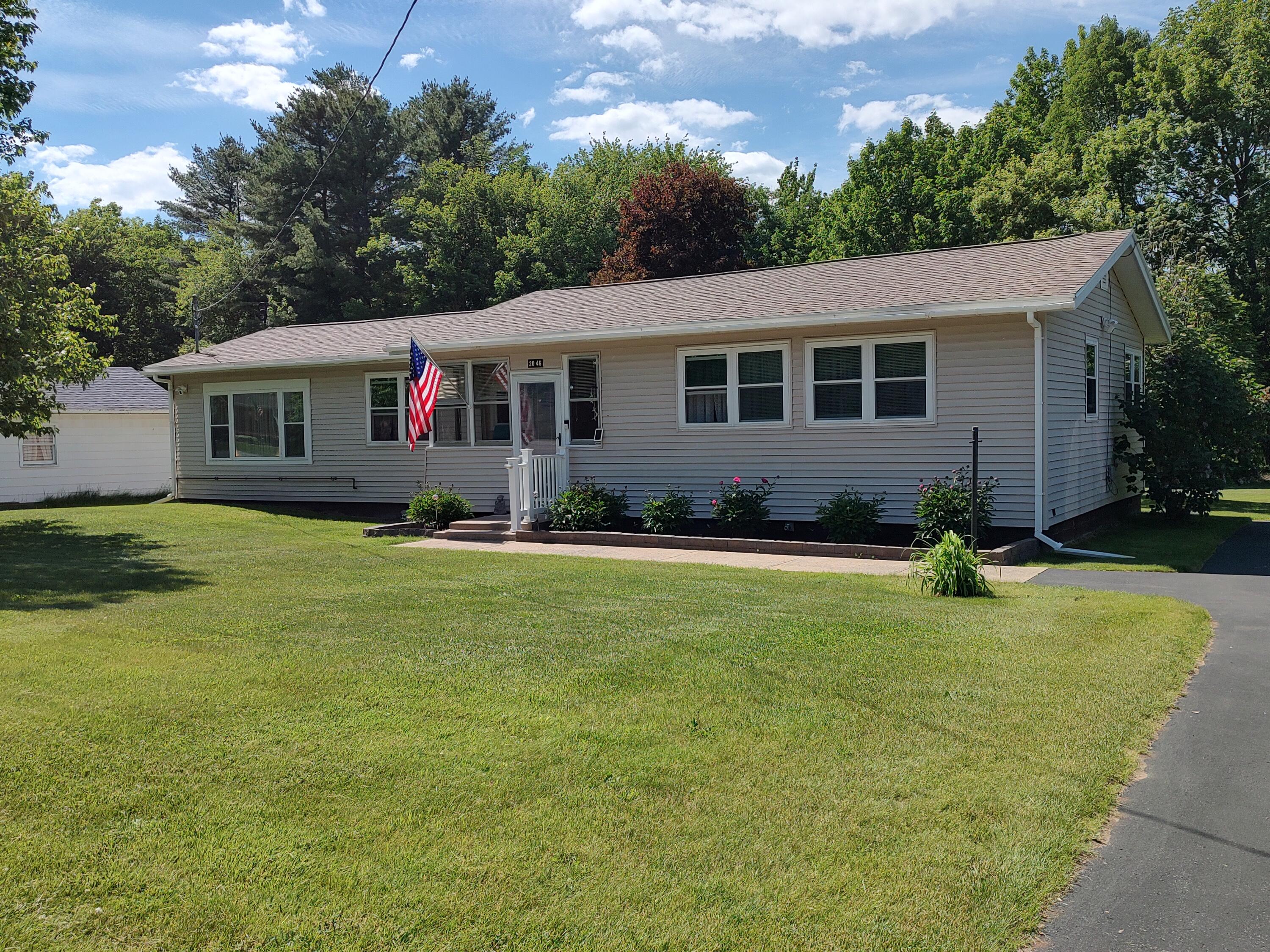 2046 State Route 3 Cadyville NY 12918