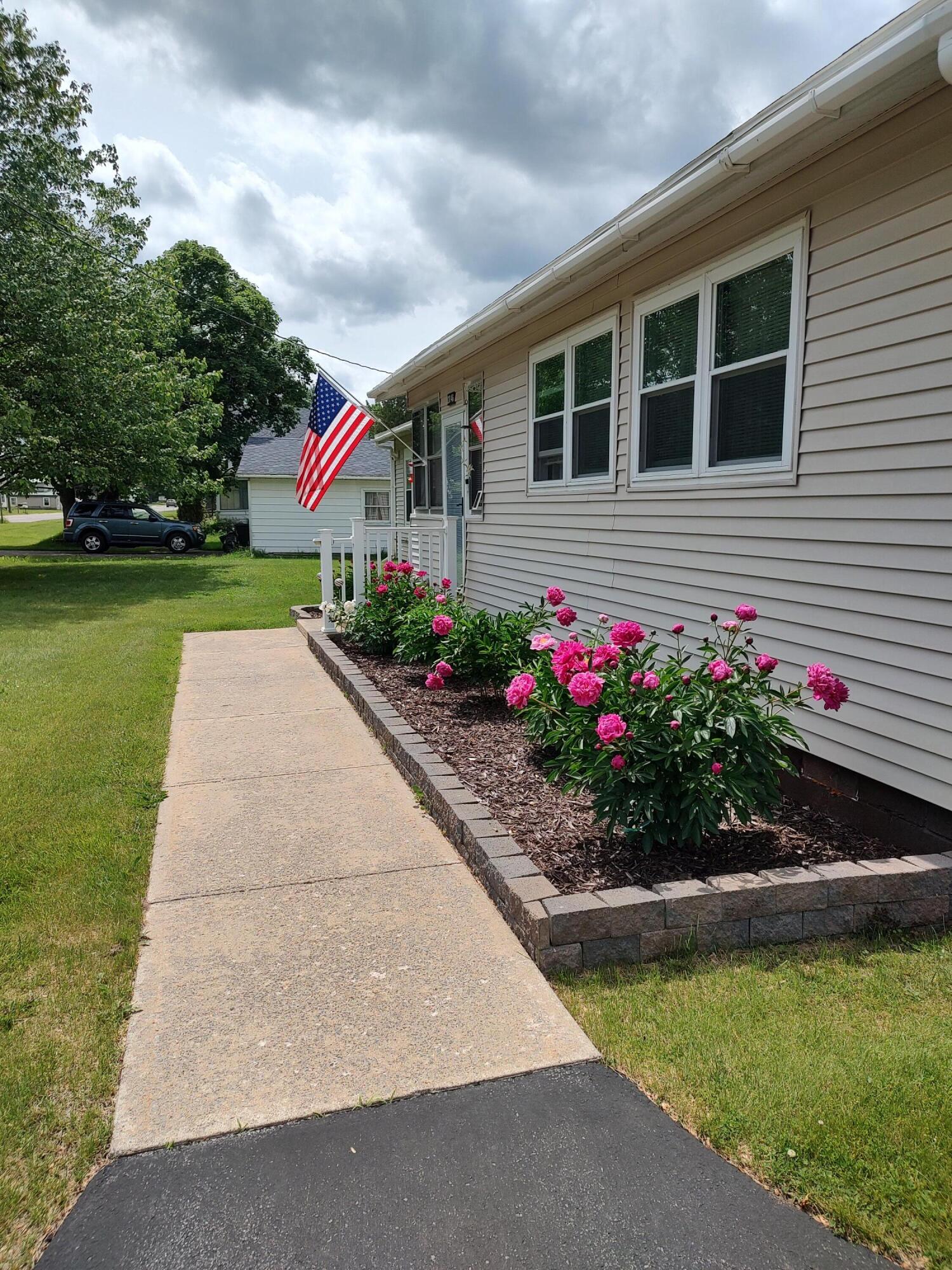 2046 State Route 3 Cadyville NY 12918