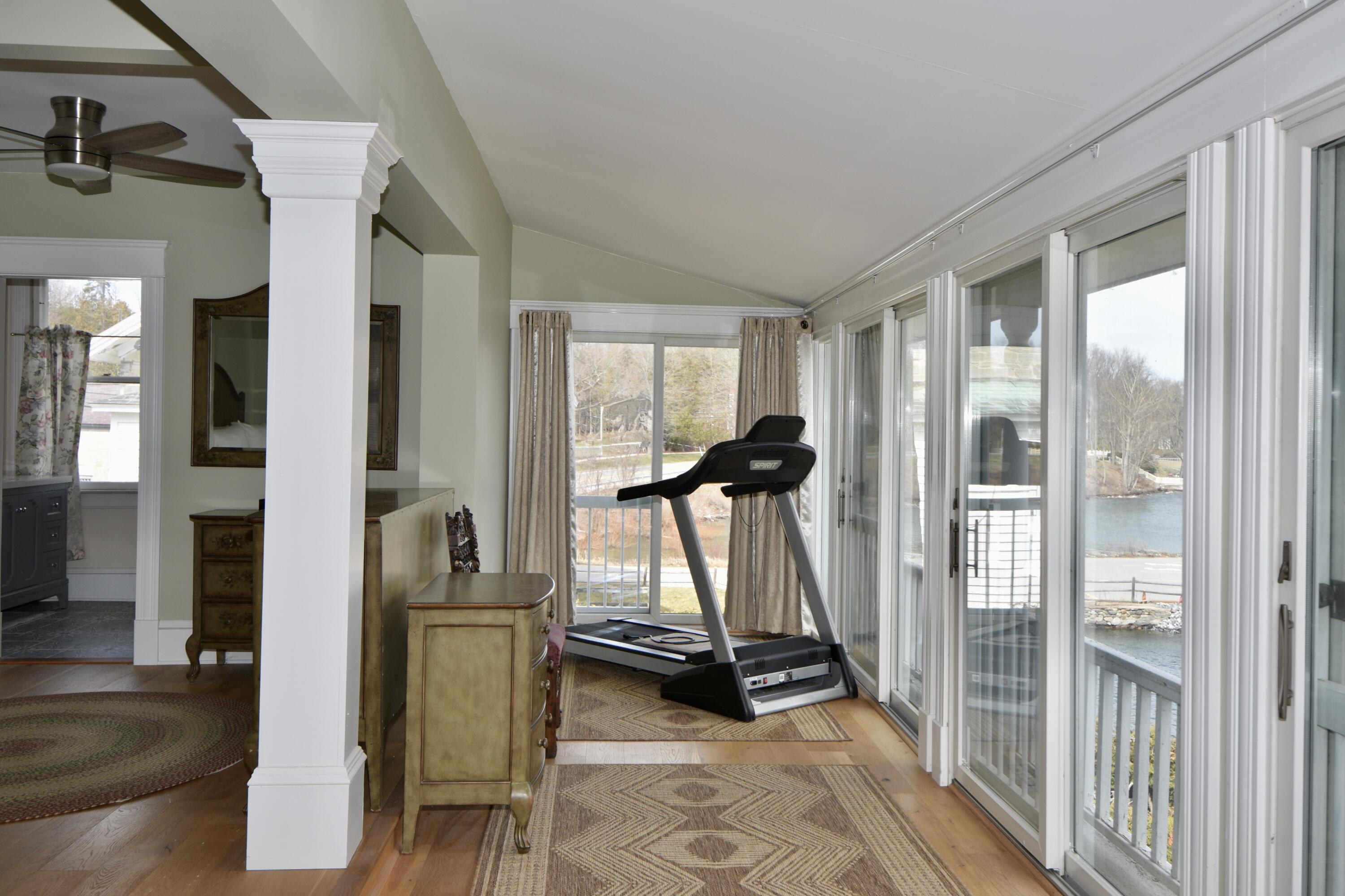 2754 Essex Road Essex NY 12936
