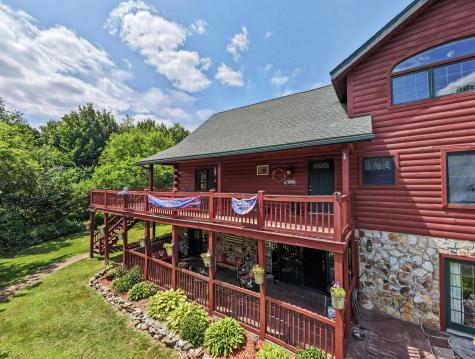 11 Laura Drive Morrisonville NY 12962