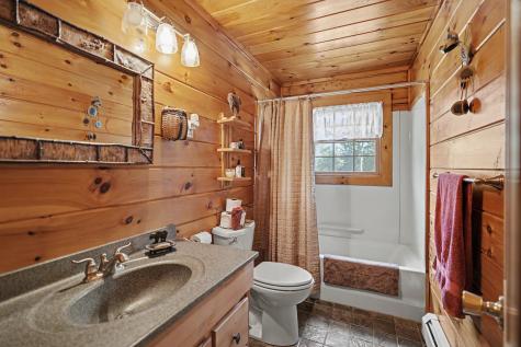11 Laura Drive Morrisonville NY 12962