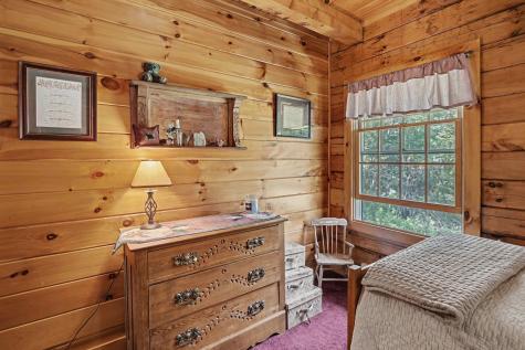 11 Laura Drive Morrisonville NY 12962