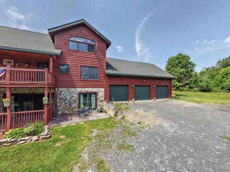 11 Laura Drive Morrisonville NY 12962