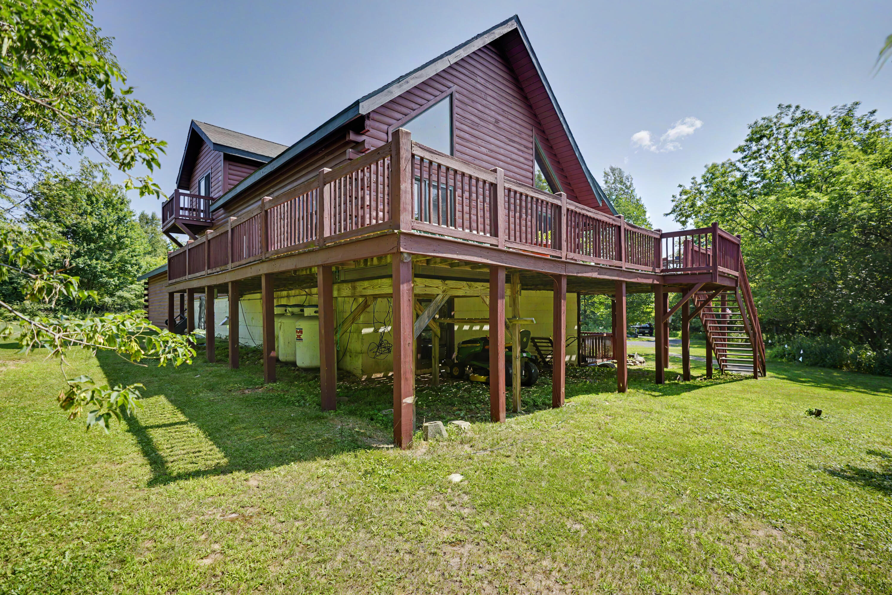 11 Laura Drive Morrisonville NY 12962