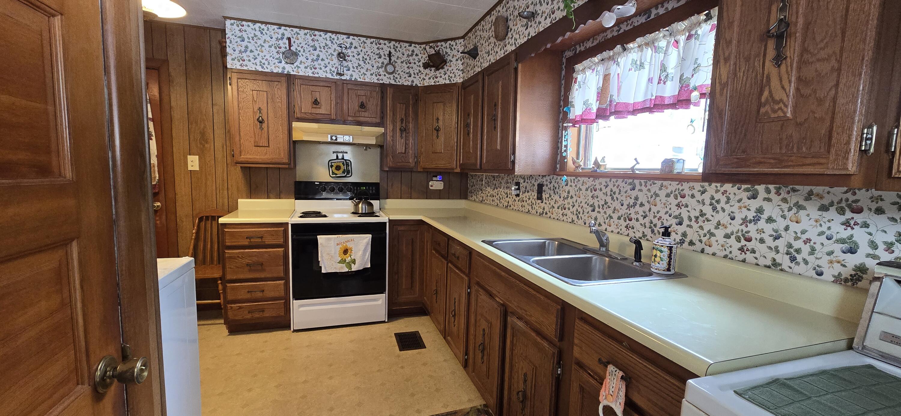 67 Academy Street Malone NY 12953